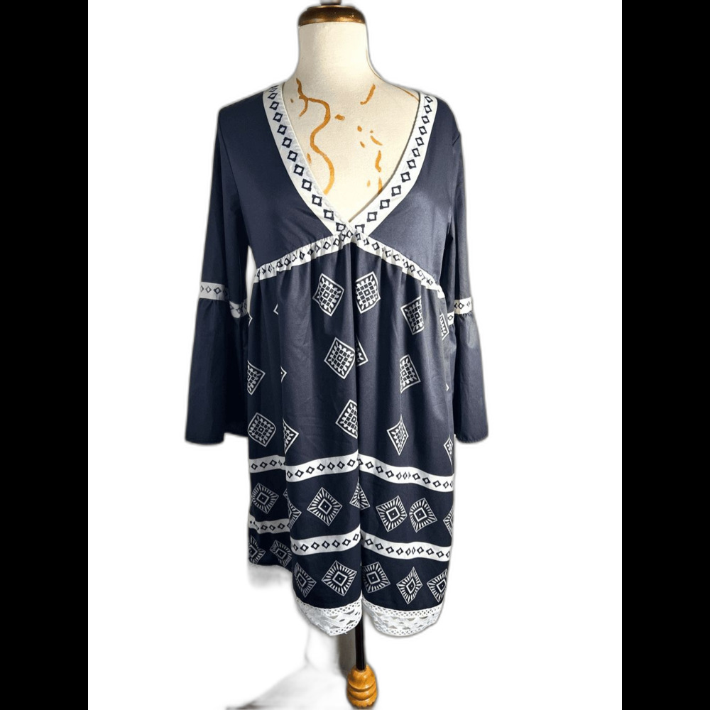 Boutique Cover-Up Size M Boho Chic Maximalist Y2k Abstract Tribal Retro